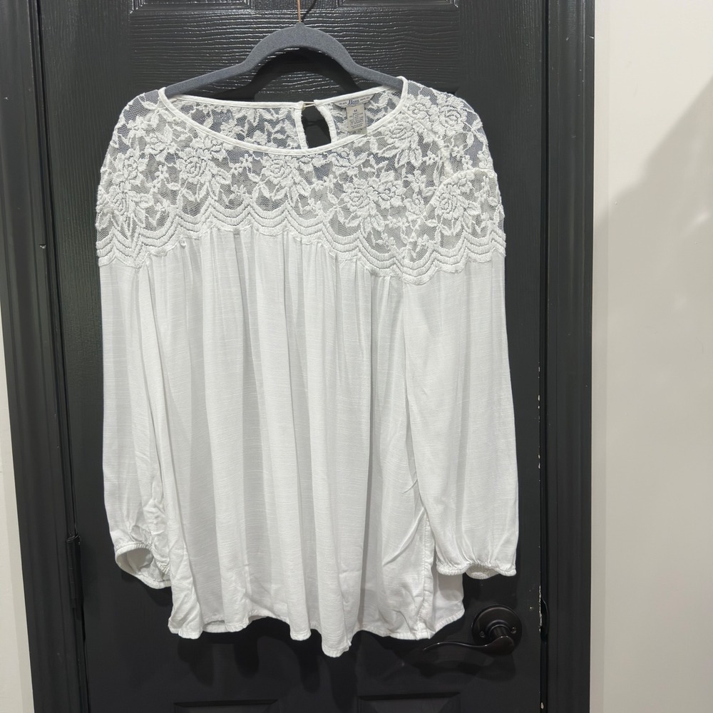 Bass Womens White Lace Yoke Long Sleeve Blouse Keyhole Back Top Size M